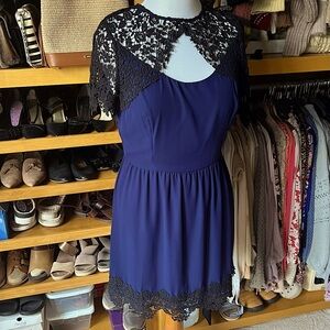 URBAN OUTFITTERS Pins and Needles Navy and black NWT size L